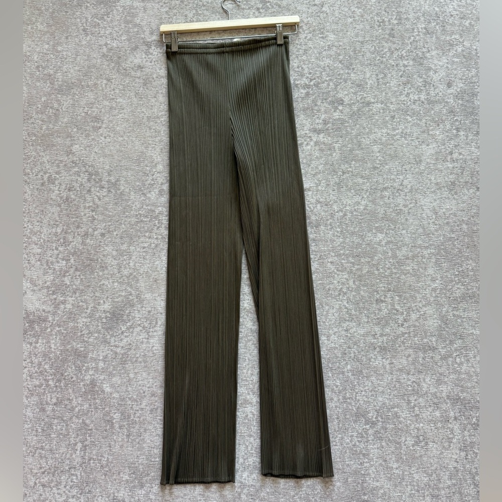 Pleats Pleases 1990s